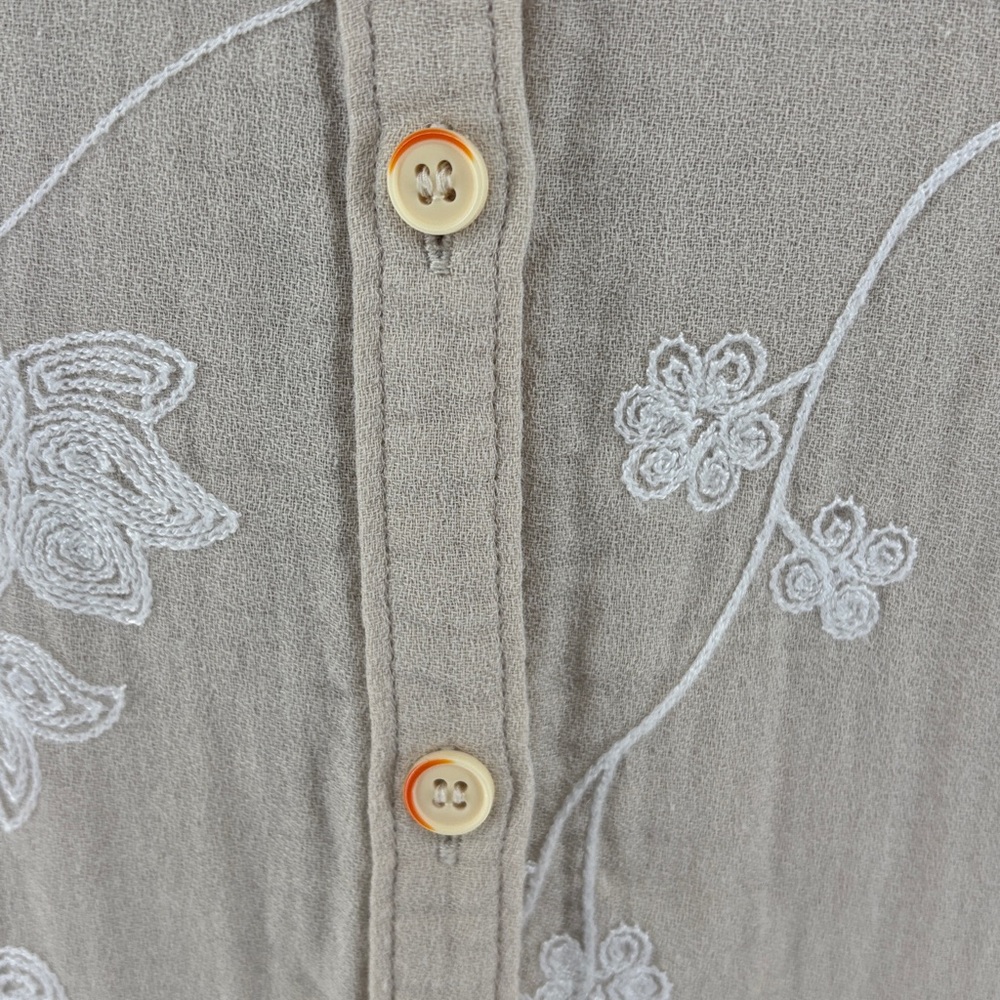 Soft Surroundings Floral Embroidered Cotton Button Down Top Size PS - Picture 4 of 7